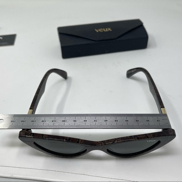 Rare Veux Sunglasses Picadilly Sunglasses - snake print Brand new, never worn - Picture 5 of 13